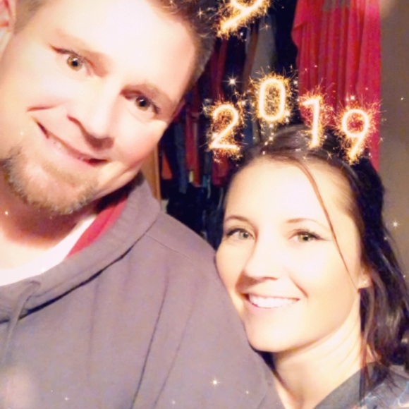 Meet your Posher, Meagan - Picture 1 of 1